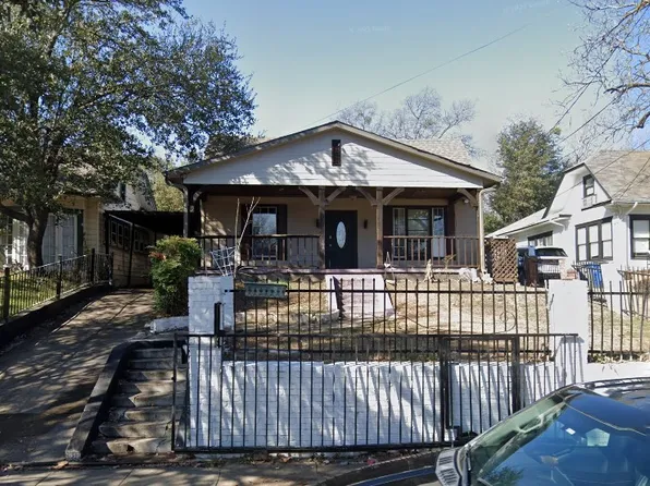 811 N Crawford St, Dallas, TX 75203