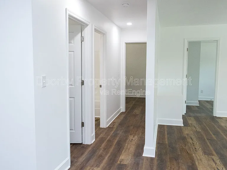 196 Rogers Rd — Photo 10