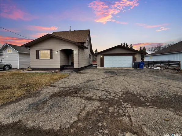 604 Sussex AVENUE, Esterhazy, SK S0A 0X0