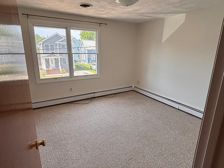 15 Packard Ave #104 — Photo 9