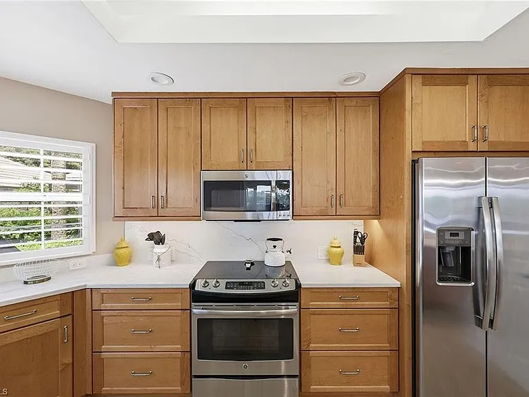 26868 Wedgewood Dr #103 — Photo 13