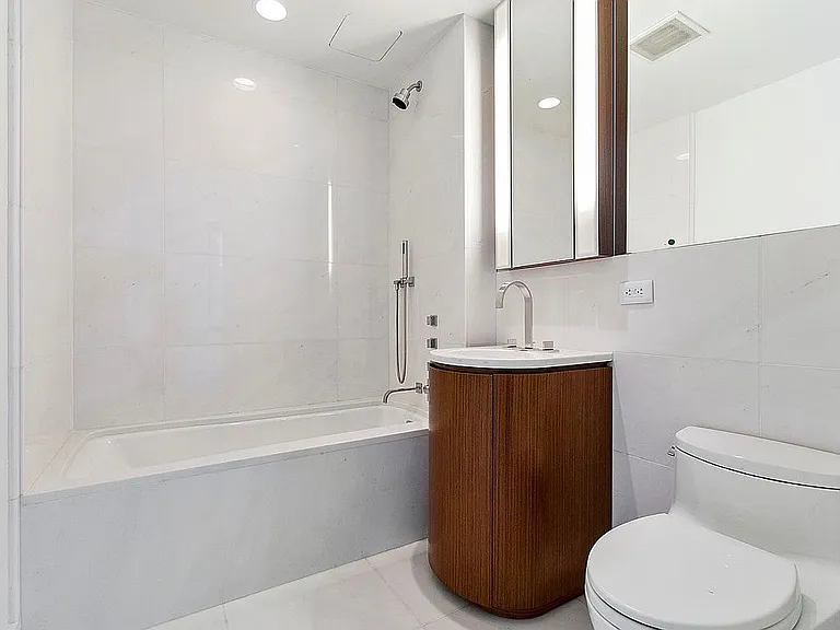 50 Union #12C — Photo 15