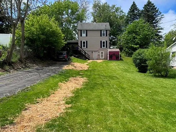 127 N Higgins Ave, Sayre, PA 18840