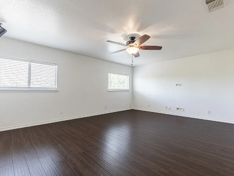 6450 Mineral Bay — Photo 17