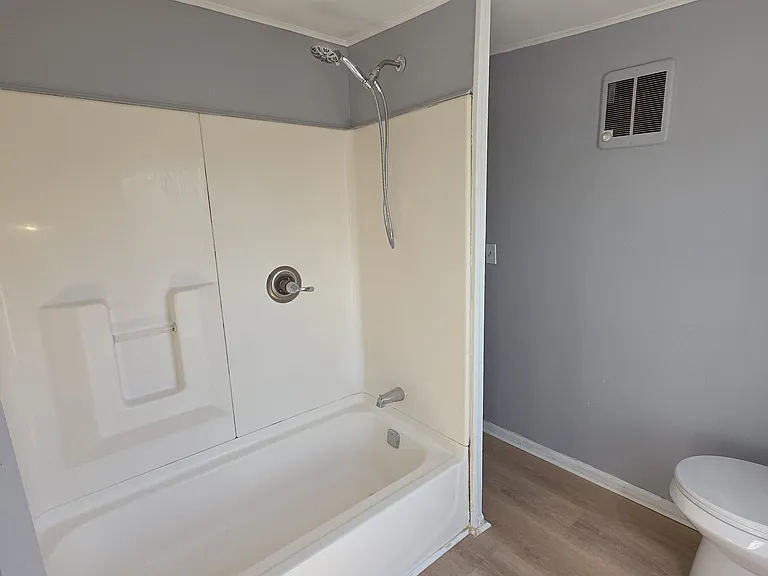 626 Eisenbrown St — Photo 11
