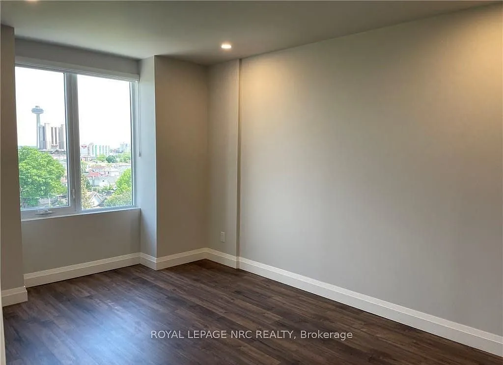 2 bed, $2,200 — Photo 4