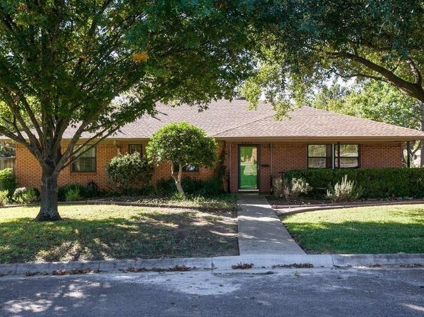 1517 Linden Dr