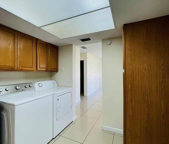 3619 SE 9th Pl #5 — Photo 44