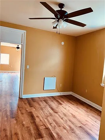 2 bed, 1.0 bath, 900 sqft, $1,000 — Photo 4