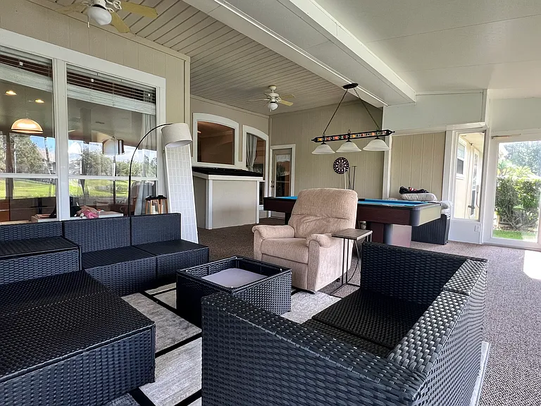 1252 Woodchurch Ln — Photo 30