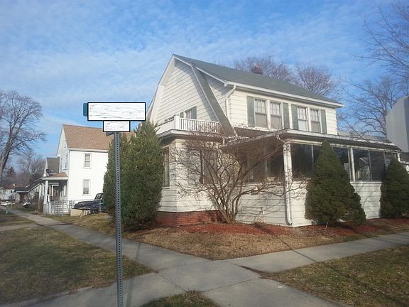 3rd image of 336 Westminster St