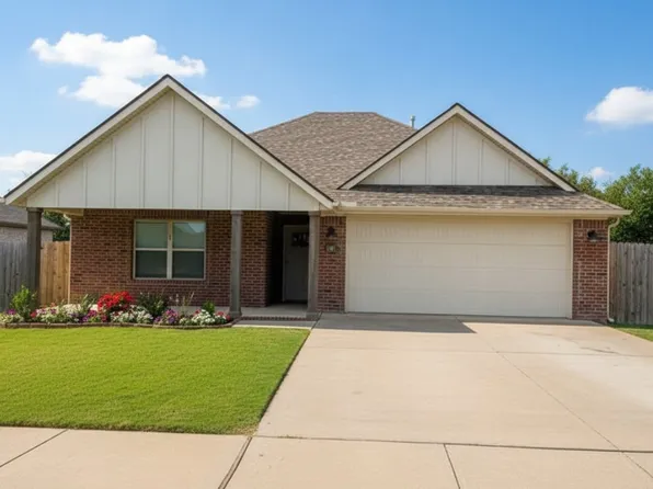 1011 Hampton St, Springdale, AR 72762