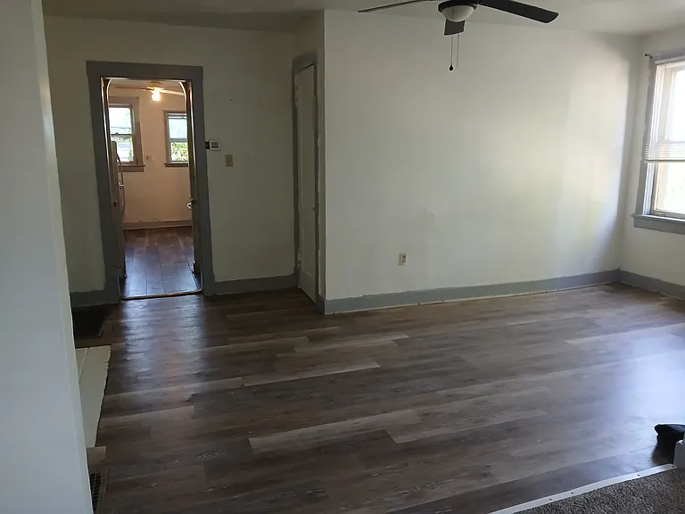 244-246 Reifert St #1 — Photo 3