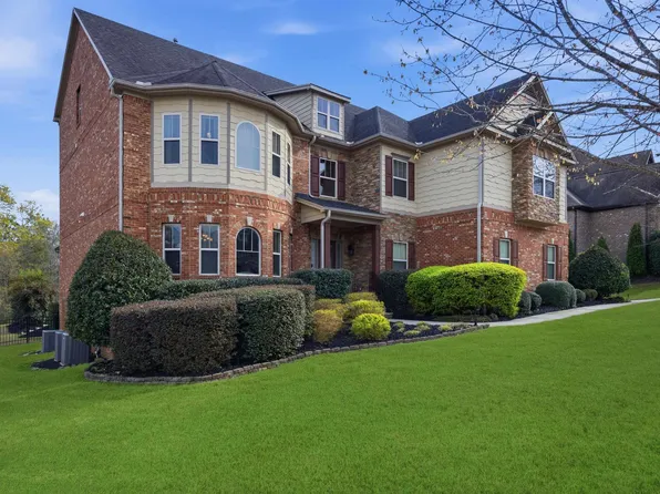 230 Tuxedo Ln, Greer, SC 29651