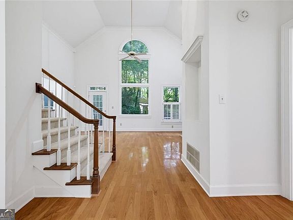2nd image of 6260 Forest Hills Dr