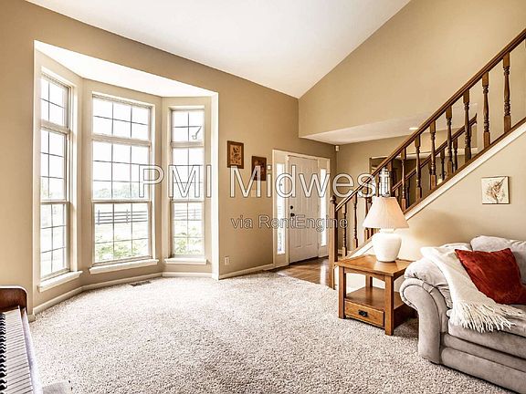 2nd image of 3712 Kinnett Ln