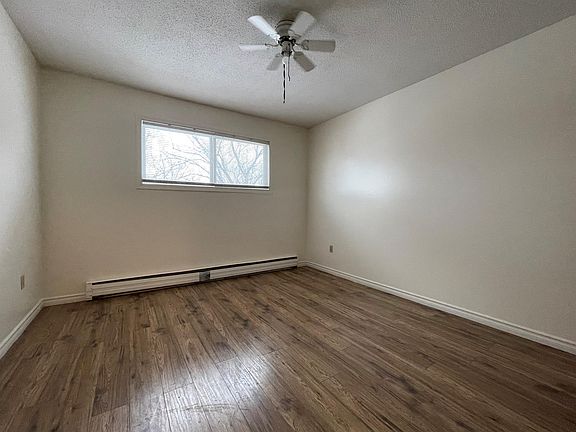4th image of 4040 Retallack St #35