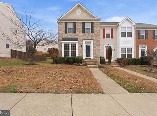 12831 Hunterbrook Dr, Woodbridge, VA 22192