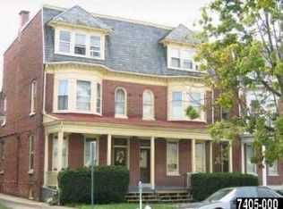 1114 W Market St, West York, PA 17404