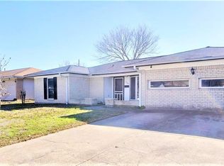 208 E Kearney St, Mesquite, TX 75149