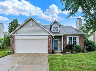 6735 Long Run Dr, Indianapolis, IN 46268