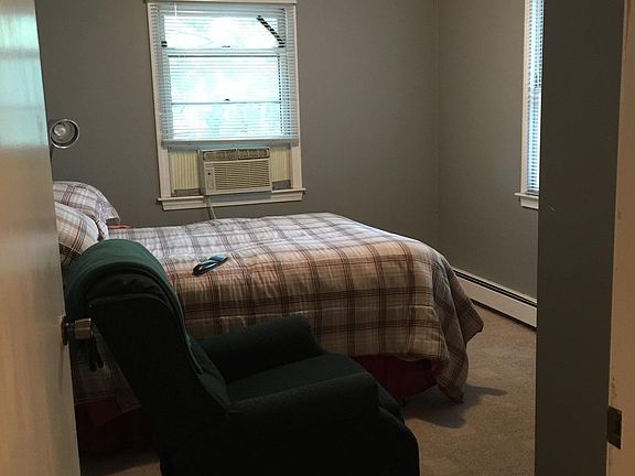 Bedroom area - AC not included 