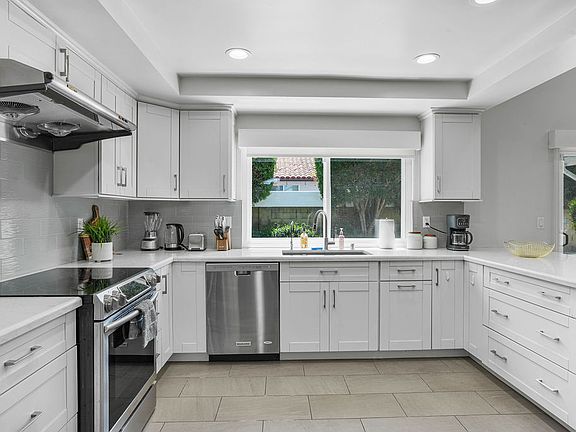 5th image of 6542 Vesper Cir