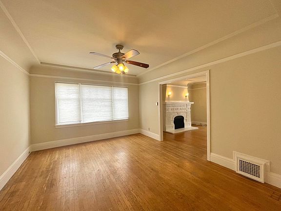 3rd image of 631 Orizaba Ave #631