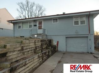 3625 Hartman Ave, Omaha, NE 68111