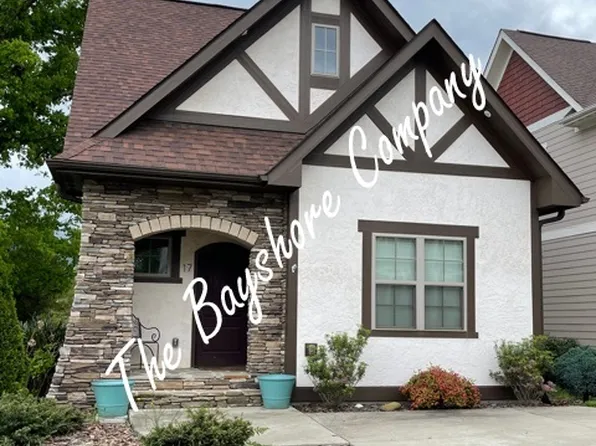 17 Tudor Way, Black Mountain, NC 28711