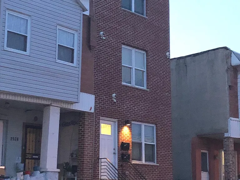 2524 S 3rd St — Photo 10