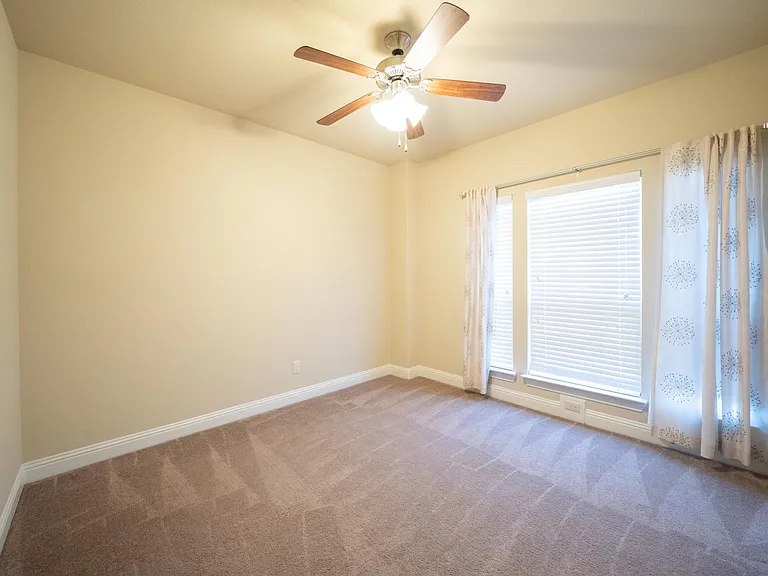 127 Charleston Ln — Photo 12