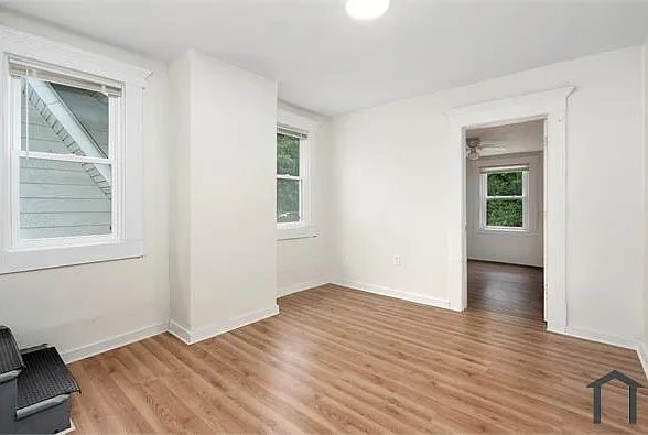 147 N Burgess Ave #147 — Photo 24