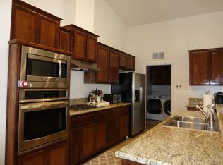 4921 Au Chocolat Dr, Bakersfield, CA 93311