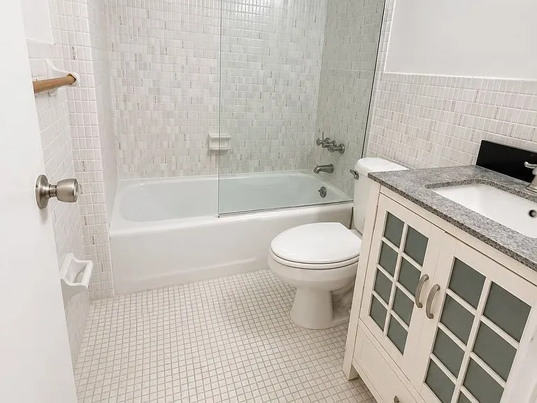 500 E Country Club Cir — Photo 10