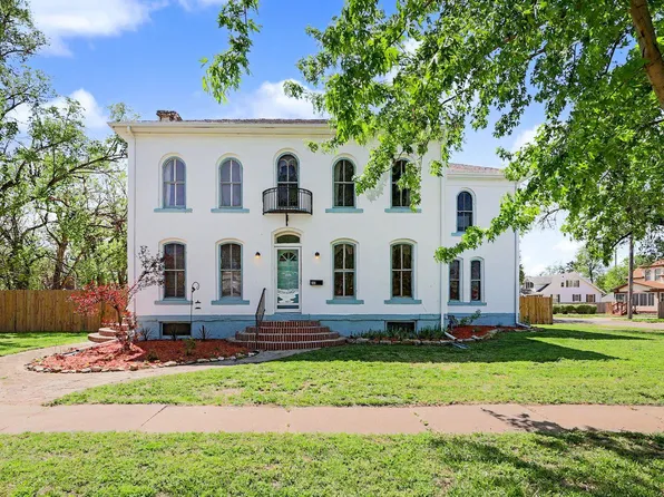 303 E 5th St, Newton, KS 67114