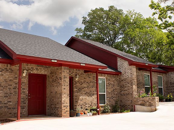2nd image of 17738 County Road 4112 APT 5
