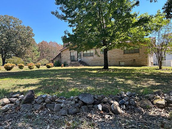 2nd image of 139 Polk Rd #125