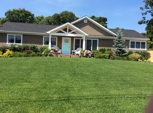 66 Homewood Dr, Hampton Bays, NY 11946
