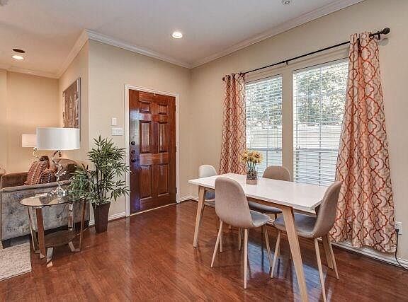 2nd image of 6107 Stoney Brook Dr