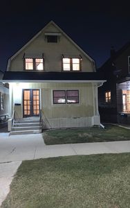 141 E 23rd St APT 1, Chicago Heights, IL, 60411