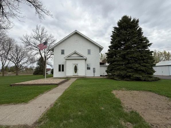 312 W Luverne St, Magnolia, MN 56158