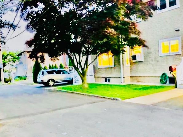 1 Carlson Ct #1A