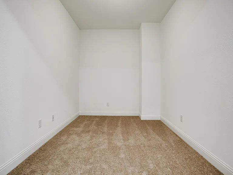 4809 Pasadena Dr — Photo 22