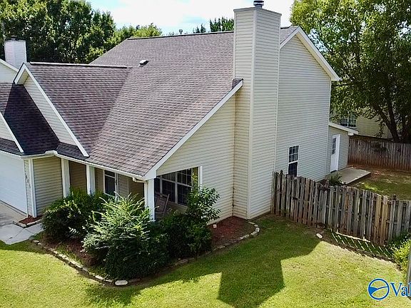 5th image of 111 Lonesome Ct