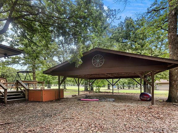 5th image of 114581 Castaway Ct