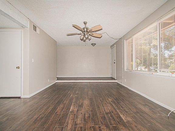 4th image of 3324 Loma Linda Ln