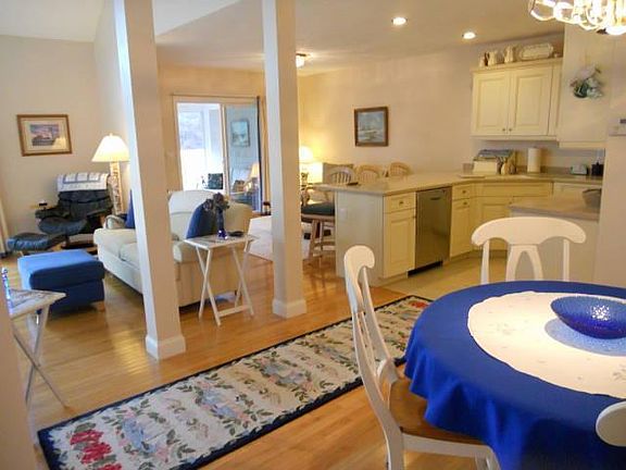 5th image of 48 Turnberry Road #48