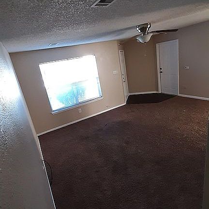 4th image of 7739 Ellis Dr