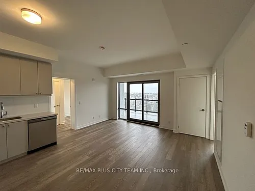 51 Clarington Blvd #702 Photo 1